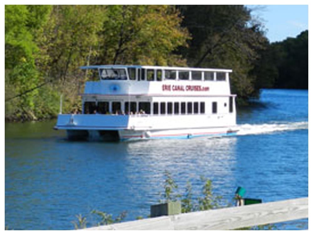 hudson river erie canal cruises