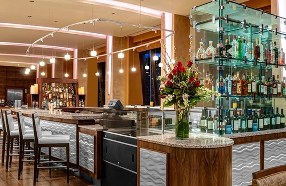 Pinnacle Bar at Hilton Times Square, overlooking the Times Square. | Photo from Hilton Times Square