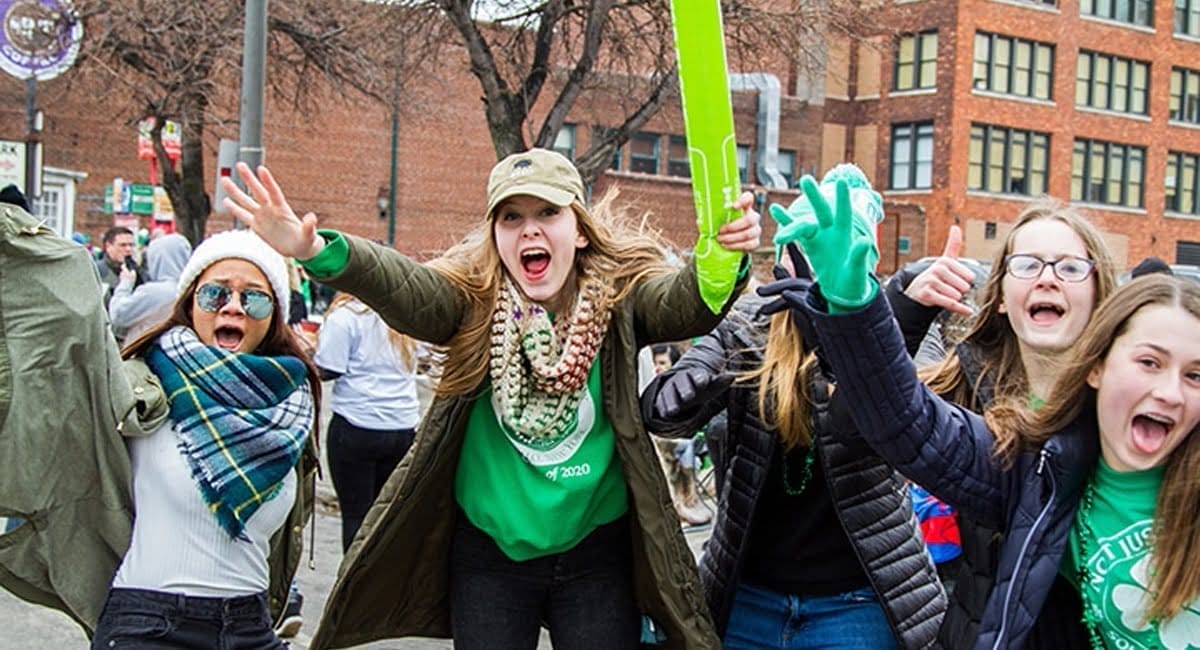 Picasso tit dechifrere Buffalo St. Patrick's Day Parade | New York By Rail