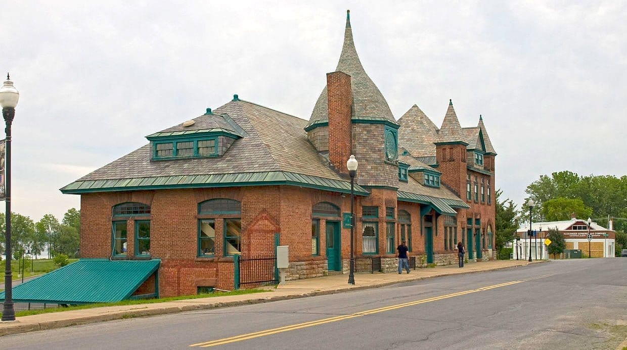 Plattsburgh Station | PLB | New York by Rail