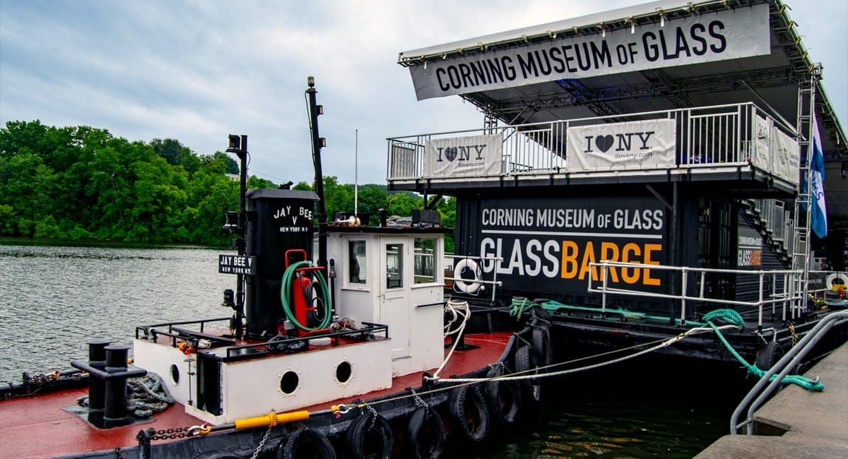 The Corning Museum of Glass' Glass Barge and Tugboat. | Photo by Andrew Frey