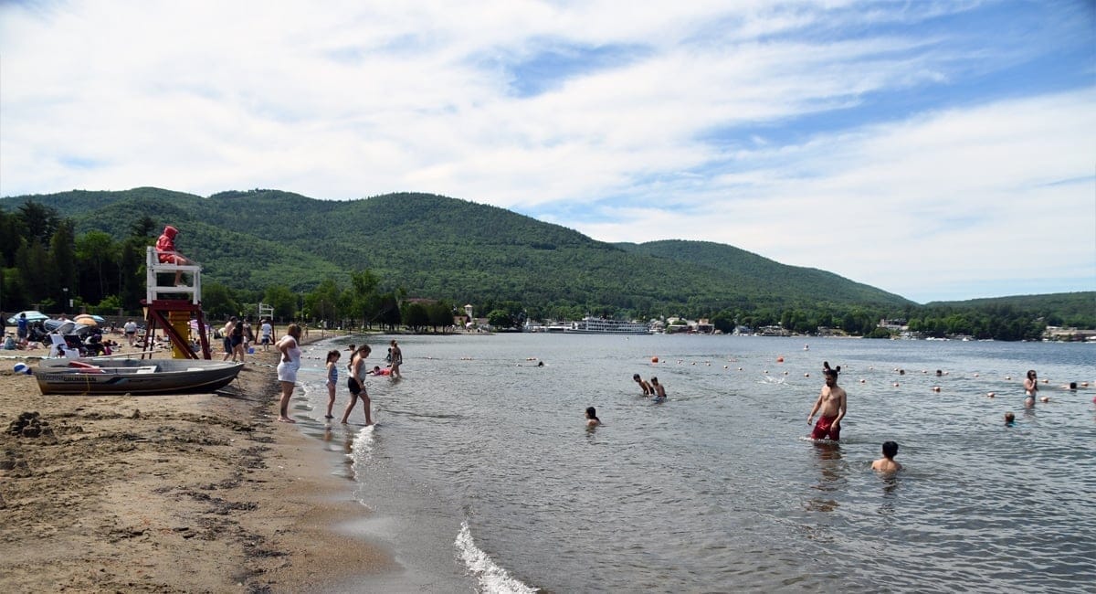 Family fun at Million Dollar Beach | Photo by Lisa Ballard