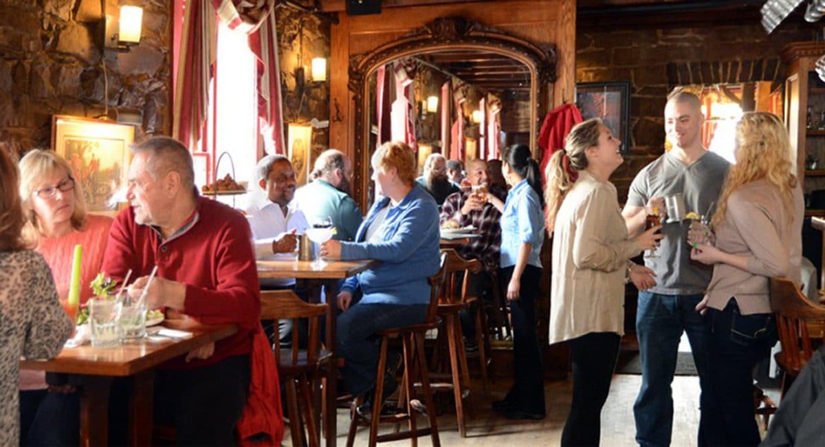 Olde Bryan Inn