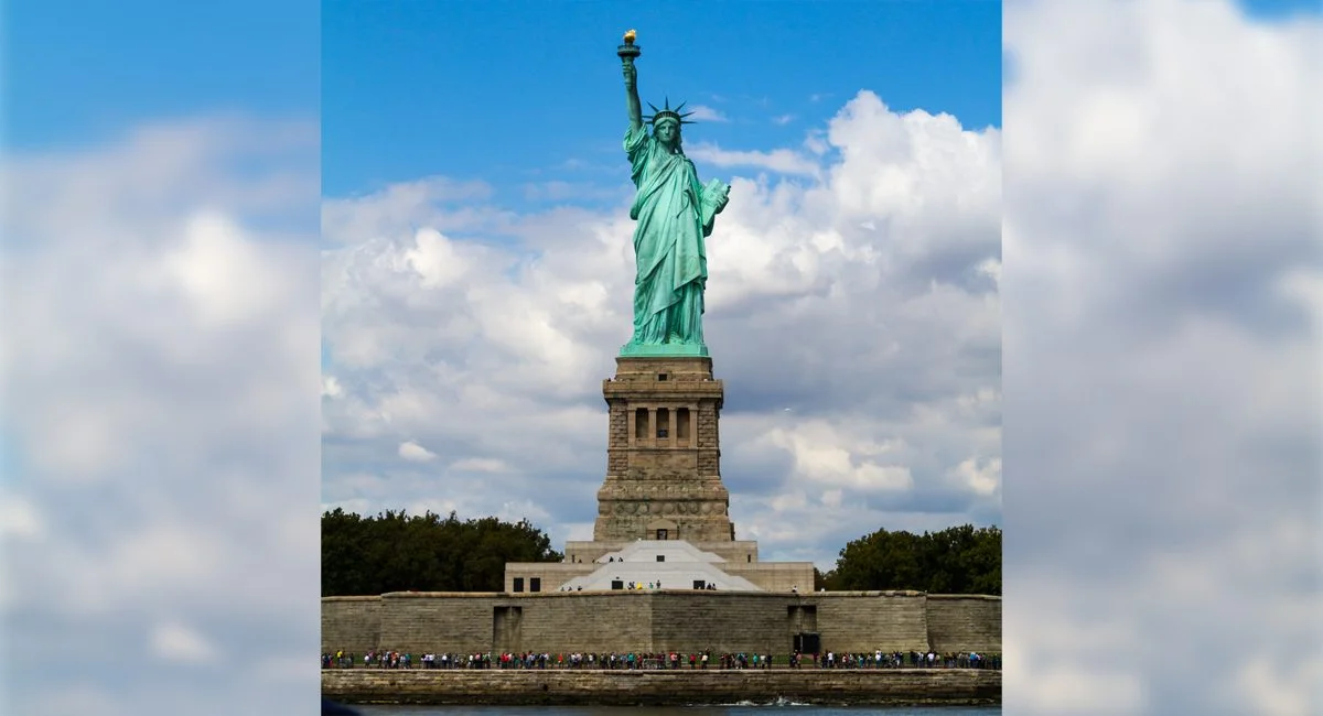 Statue of Liberty - Ellis Island