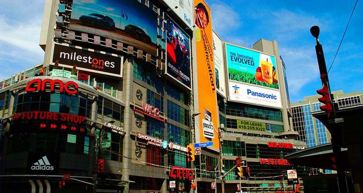 adidas dundas square