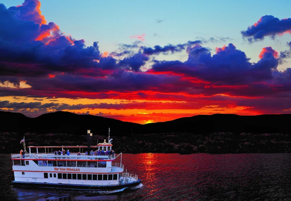 hudson river cruises new york city