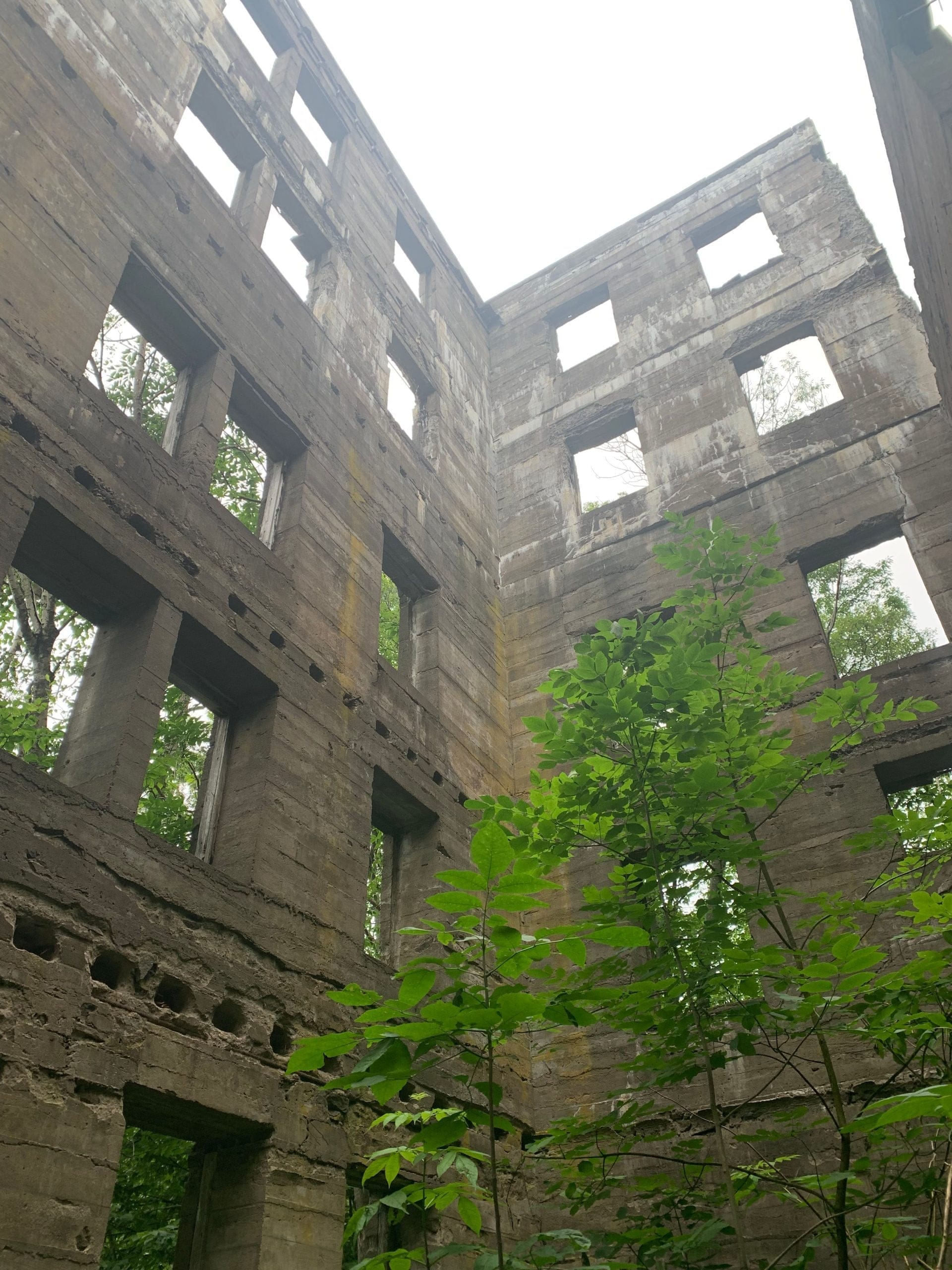 Outlook Mountain House Ruins