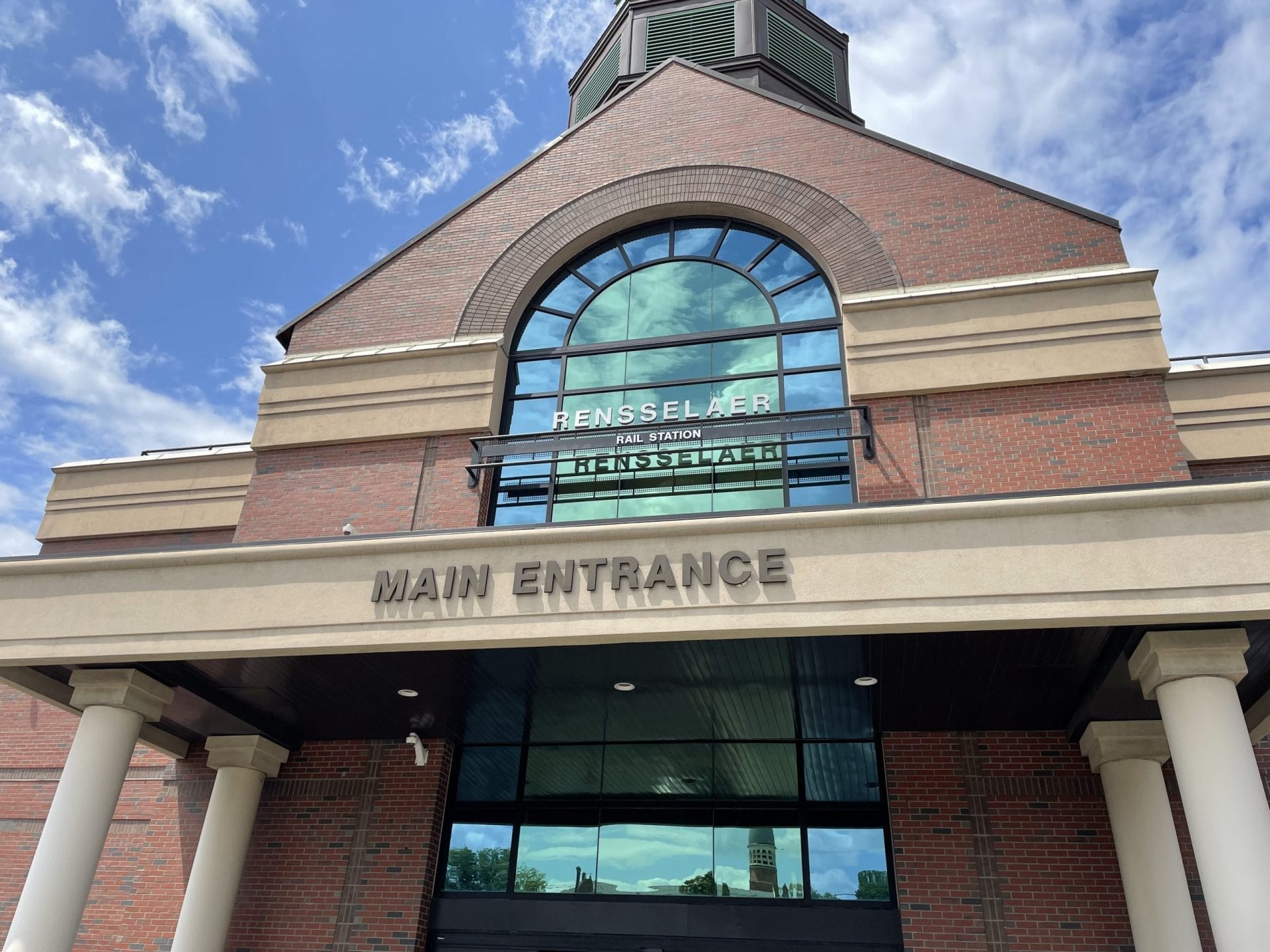 Albany Rensselaer Station Entrance