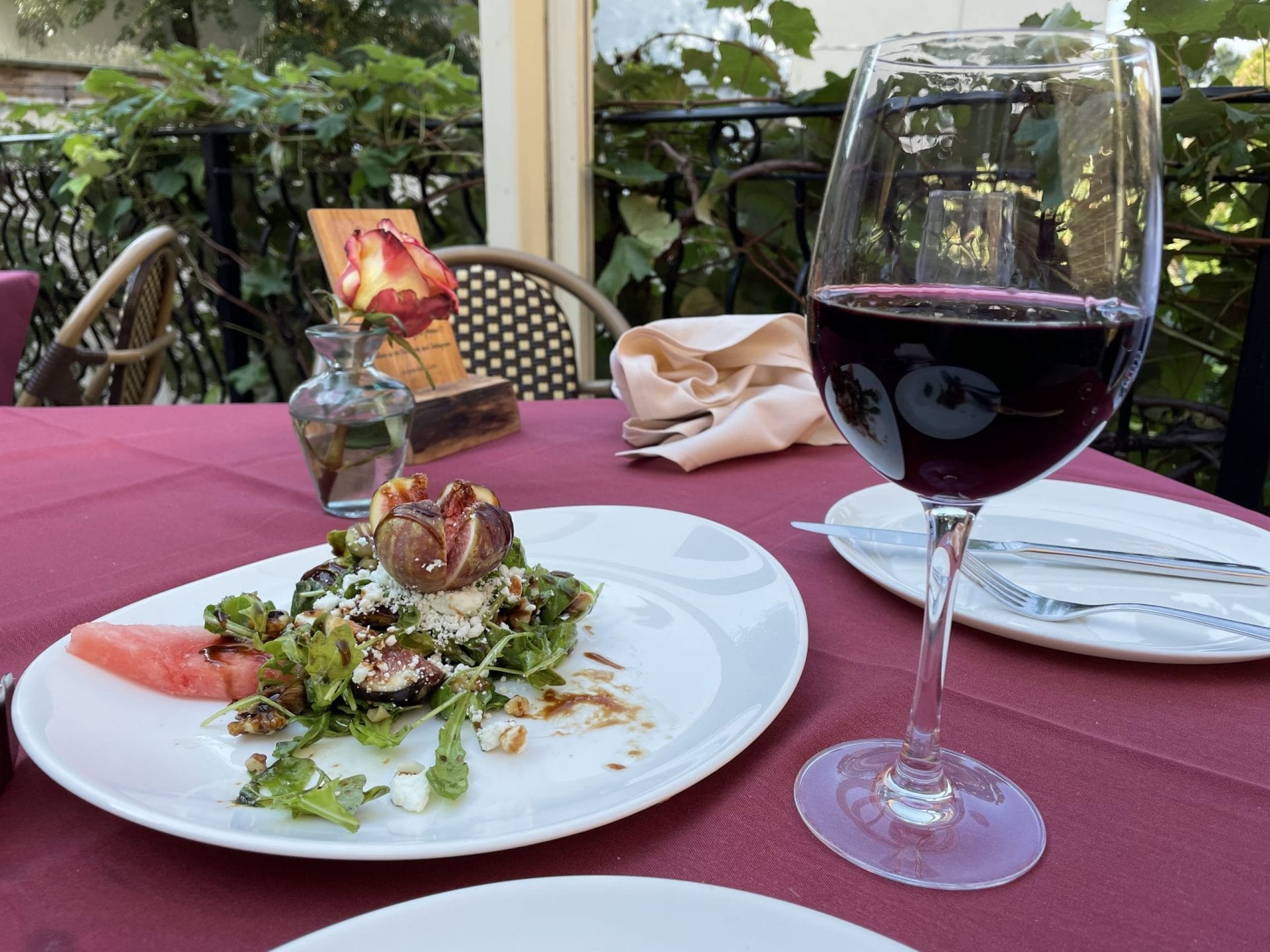 Dubrovnik Salad and Wine Samples