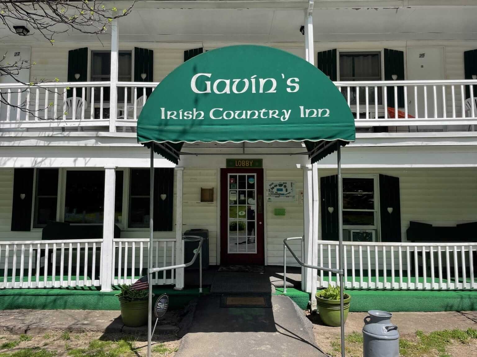 Exterior of Gavin's Irish Country Inn
