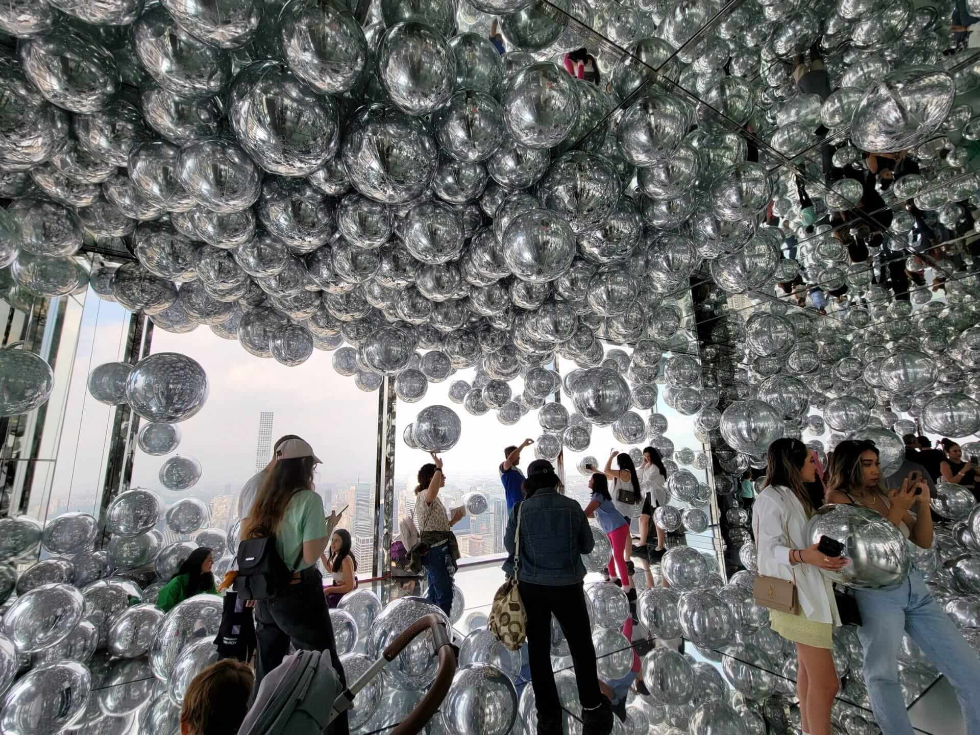 SUMMIT One Vanderbilt Silver balloons in SUMMIT One Vanderbilt
