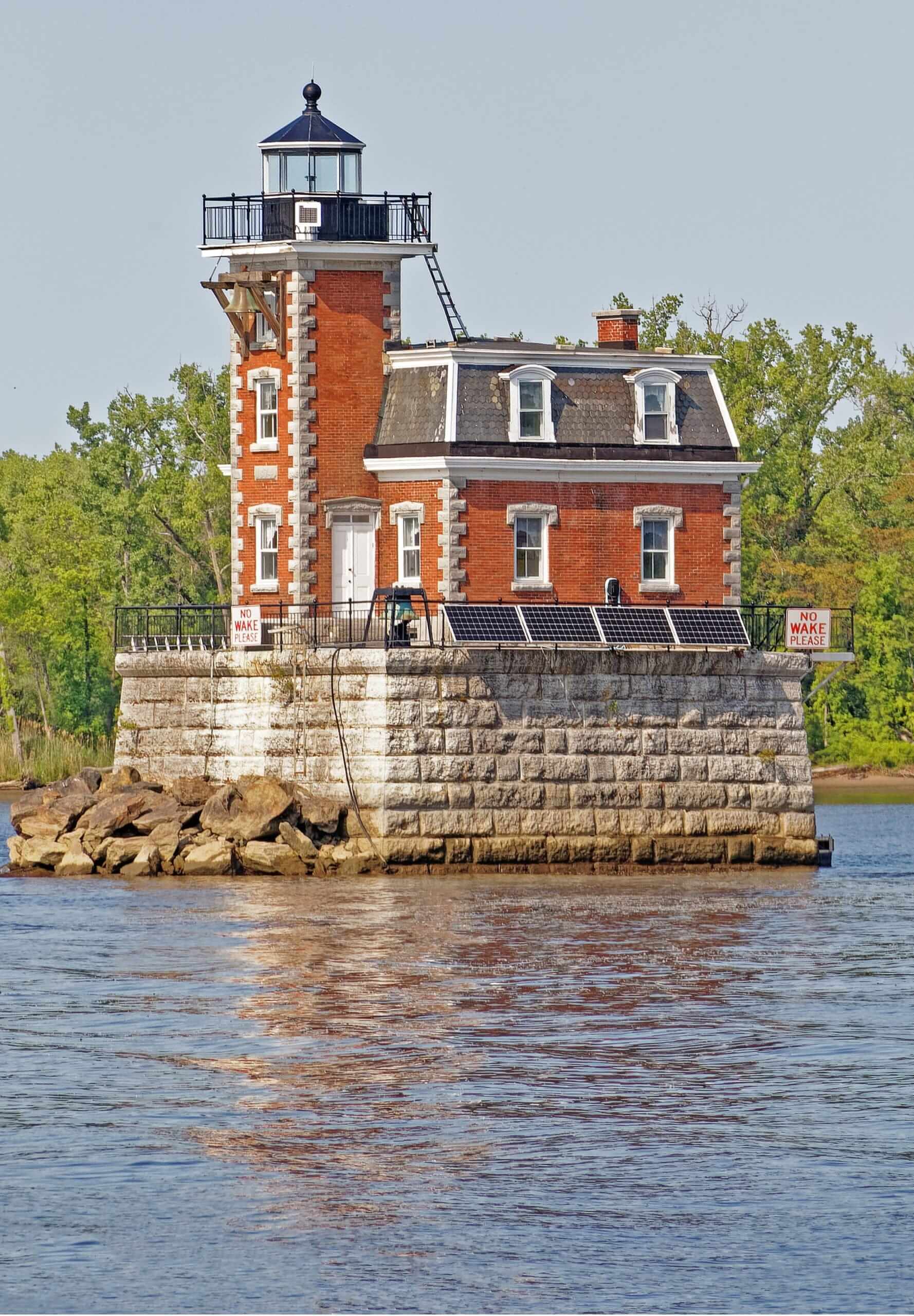 catskill-new-york-hudson-athens -lighthouse