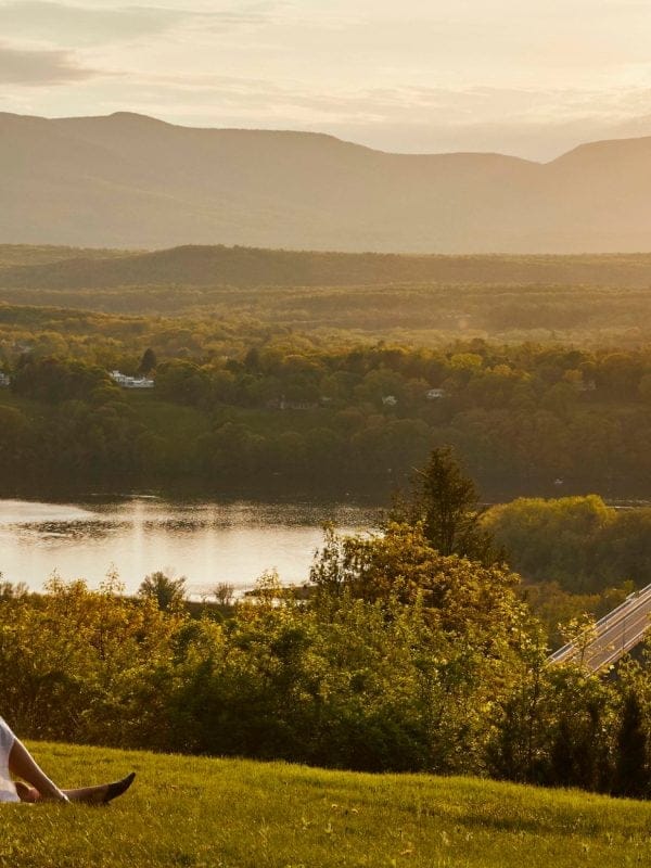 catskill-new-york-hudson-river-skywalk