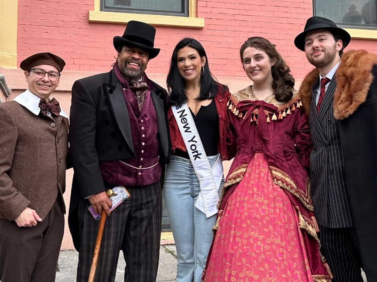 miss ny halloween tours in Albany